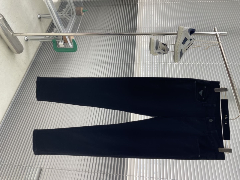Pra*a long pants